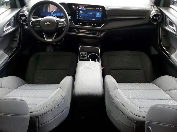 3GNAXPEG8TL470225 2026 CHEVROLET EQUINOX - Image 8
