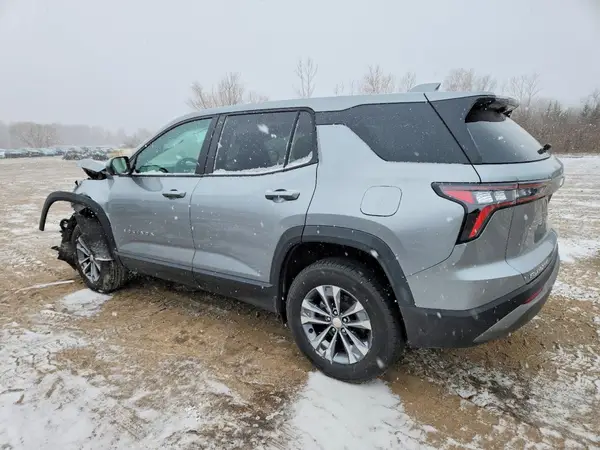 3GNAXPEG9SL122884 2025 CHEVROLET EQUINOX - Image 2