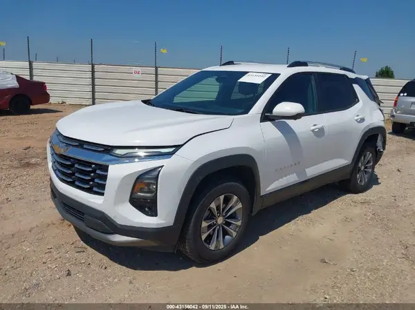 3GNAXPEG9SL217168 2025 CHEVROLET EQUINOX - Image 2