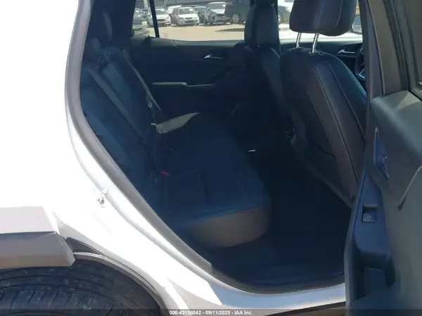 3GNAXPEG9SL217168 2025 CHEVROLET EQUINOX - Image 8