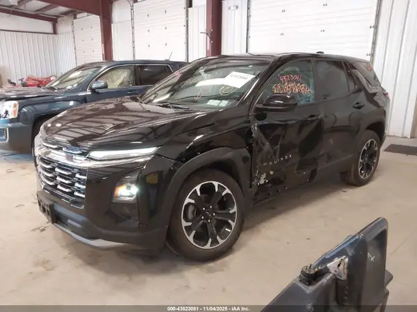 3GNAXPEG9SL227716 2025 CHEVROLET EQUINOX - Image 2