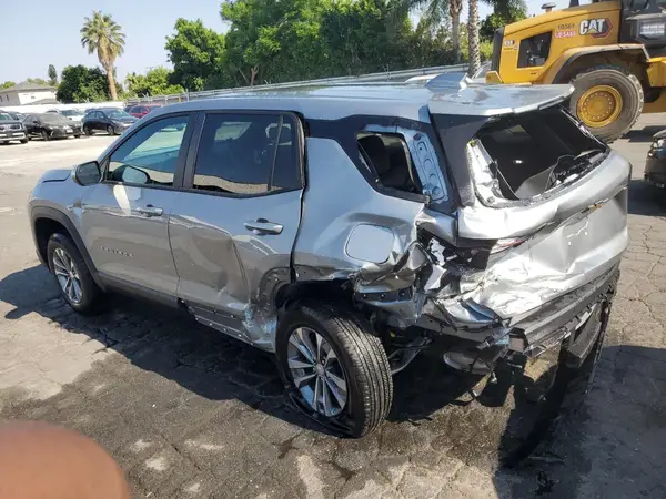3GNAXPEG9SL253555 2025 CHEVROLET EQUINOX - Image 2