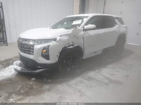 3GNAXPEG9SL308439 2025 CHEVROLET EQUINOX - Image 2