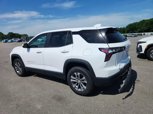 3GNAXPEG9SL322616 2025 CHEVROLET EQUINOX - Image 2
