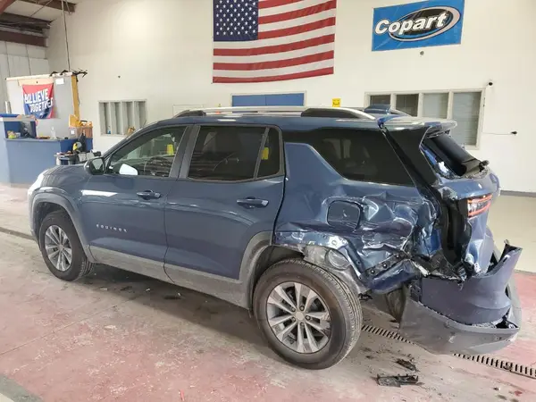 3GNAXPEG9SL330585 2025 CHEVROLET EQUINOX - Image 2