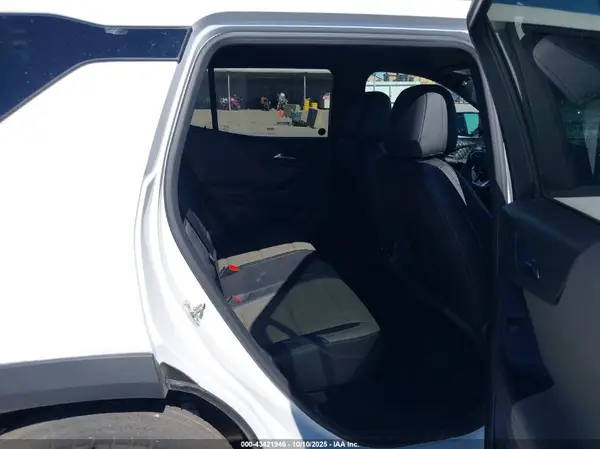 3GNAXPEG9TL128721 2026 CHEVROLET EQUINOX - Image 8