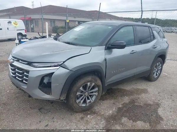 3GNAXPEG9TL158334 2026 CHEVROLET EQUINOX - Image 2