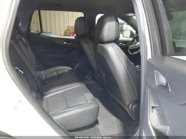 3GNAXPEG9TL190152 2026 CHEVROLET EQUINOX - Image 8