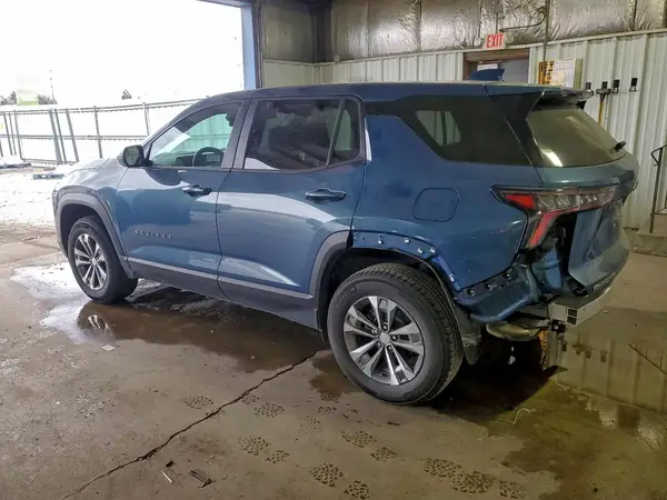3GNAXPEG9TL217995 2026 CHEVROLET EQUINOX - Image 2