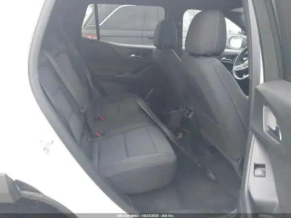 3GNAXPEG9TL254898 2026 CHEVROLET EQUINOX - Image 8