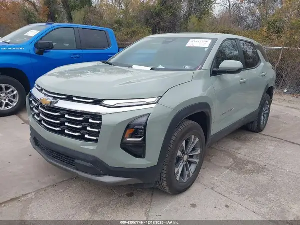 3GNAXPEG9TL269076 2026 CHEVROLET EQUINOX - Image 2