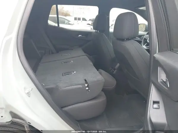 3GNAXPEG9TL269076 2026 CHEVROLET EQUINOX - Image 8