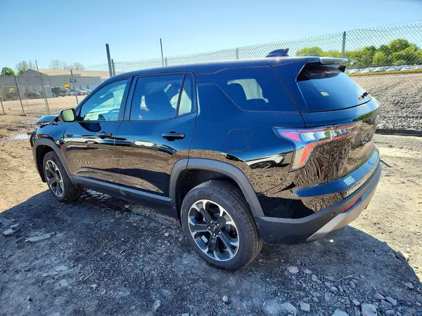 3GNAXPEG9TL415590 2026 CHEVROLET EQUINOX - Image 2