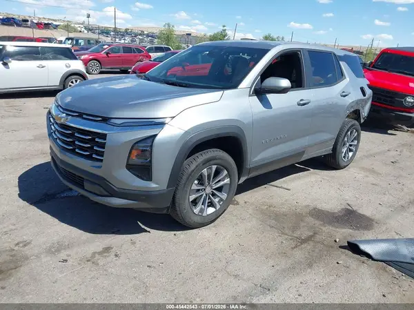 3GNAXPEG9TL461176 2026 CHEVROLET EQUINOX - Image 2