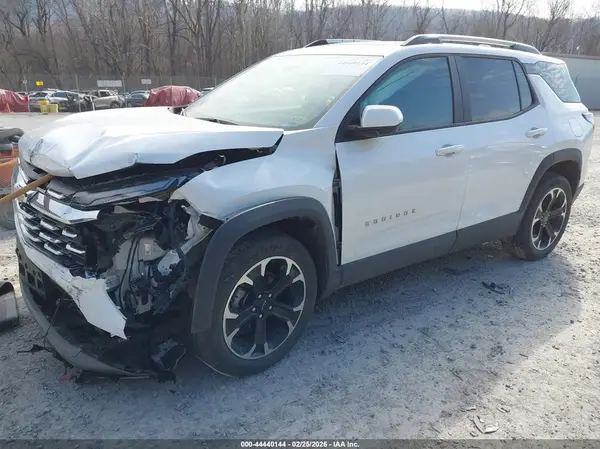 3GNAXPEGXSL104717 2025 CHEVROLET EQUINOX - Image 2
