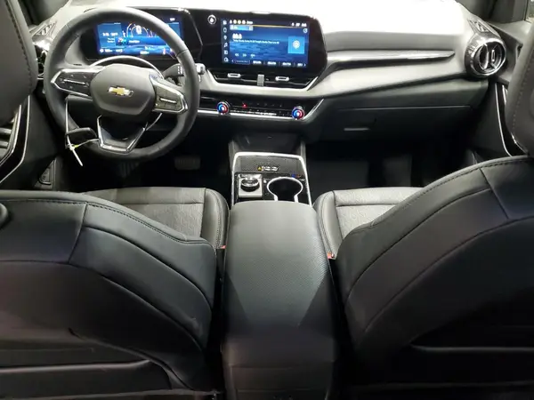 3GNAXPEGXTL201627 2026 CHEVROLET EQUINOX - Image 8