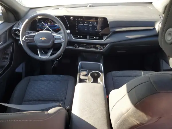3GNAXPEGXTL205351 2026 CHEVROLET EQUINOX - Image 8