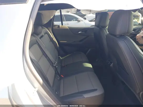 3GNAXPEGXTL413136 2026 CHEVROLET EQUINOX - Image 8