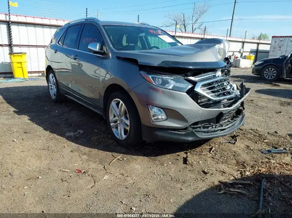 3GNAXPEX0KS551658 2019 CHEVROLET EQUINOX - Image 1