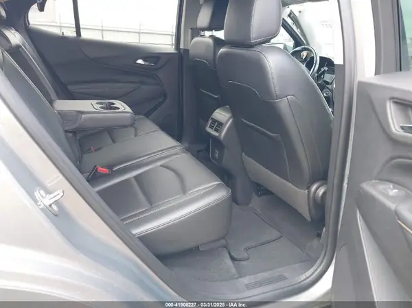 3GNAXPEX0KS551658 2019 CHEVROLET EQUINOX - Image 8
