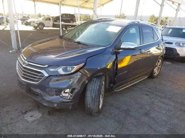3GNAXPEX8KL240117 2019 CHEVROLET EQUINOX - Image 2