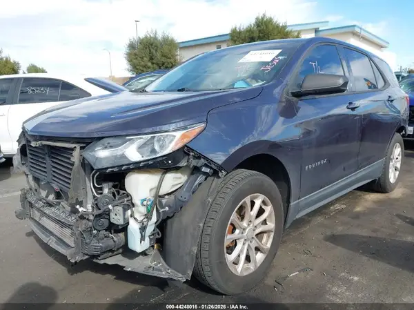3GNAXREV1JL336034 2018 CHEVROLET EQUINOX - Image 2