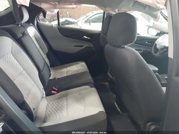 3GNAXREV3JS517478 2018 CHEVROLET EQUINOX - Image 8