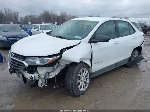 3GNAXREV3JS565823 2018 CHEVROLET EQUINOX - Image 2