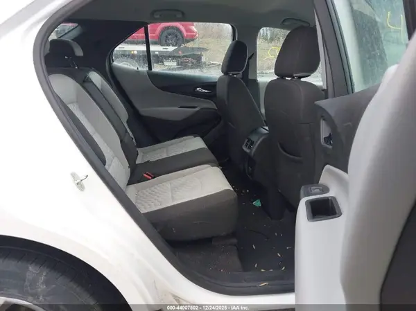 3GNAXREV3JS565823 2018 CHEVROLET EQUINOX - Image 8