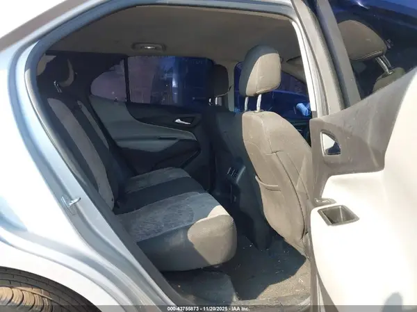 3GNAXREV4JL101319 2018 CHEVROLET EQUINOX - Image 8