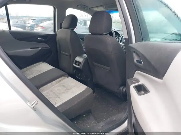 3GNAXREV5JS561725 2018 CHEVROLET EQUINOX - Image 8