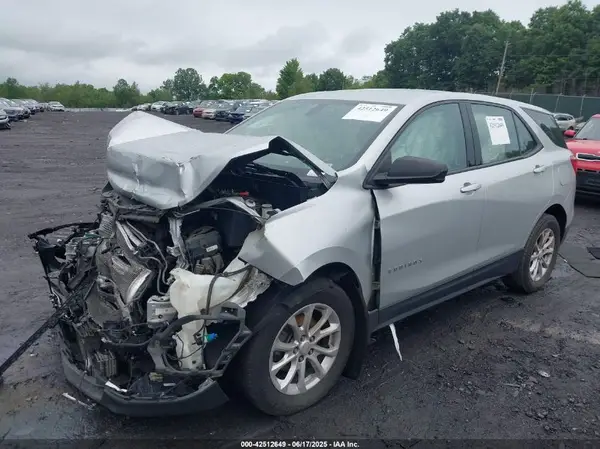3GNAXREV6JL100236 2018 CHEVROLET EQUINOX - Image 2