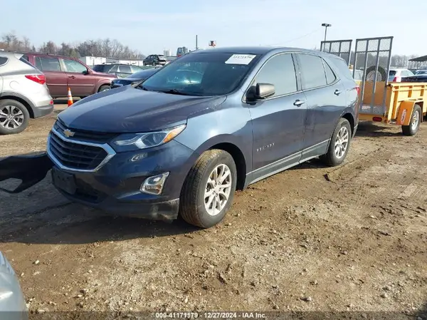 3GNAXREV6JS557635 2018 CHEVROLET EQUINOX - Image 2