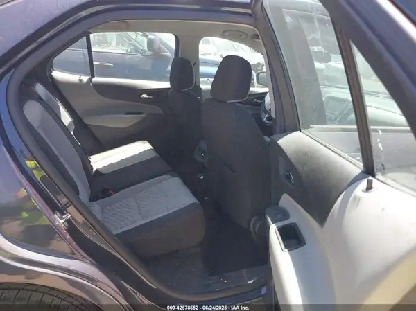 3GNAXREV7JL345272 2018 CHEVROLET EQUINOX - Image 8