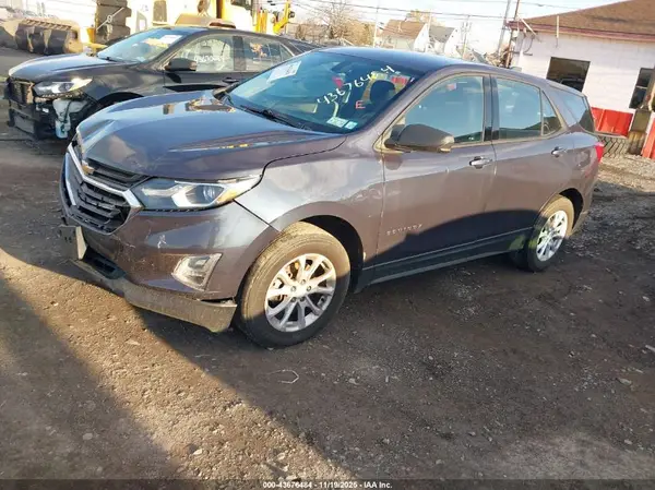 3GNAXREV8JS575201 2018 CHEVROLET EQUINOX - Image 2