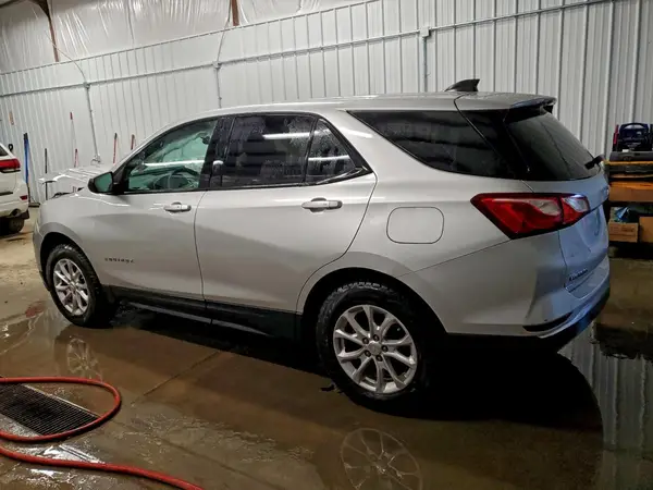 3GNAXREV8JS594427 2018 CHEVROLET EQUINOX - Image 2