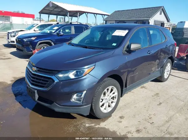 3GNAXREVXJL135247 2018 CHEVROLET EQUINOX - Image 2