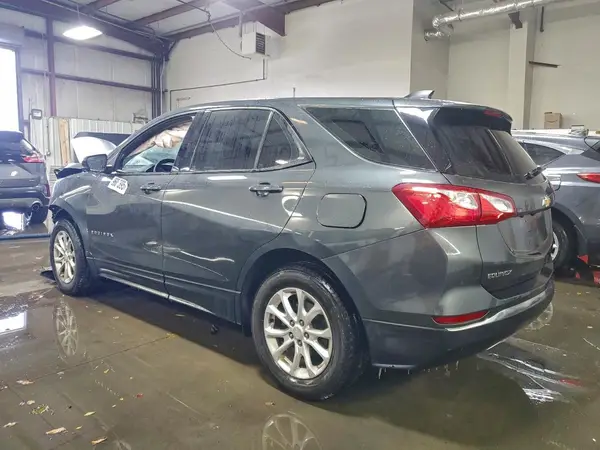 3GNAXREVXJS508017 2018 CHEVROLET EQUINOX - Image 2