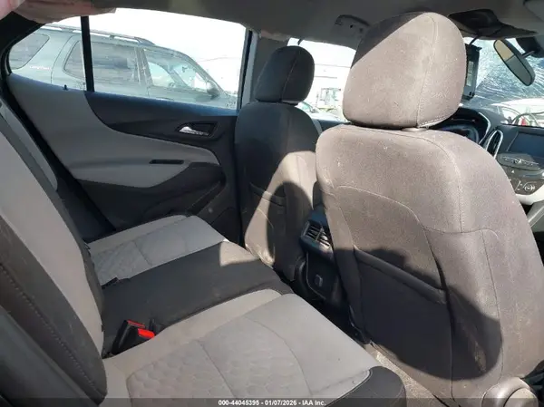 3GNAXREVXJS564099 2018 CHEVROLET EQUINOX - Image 8