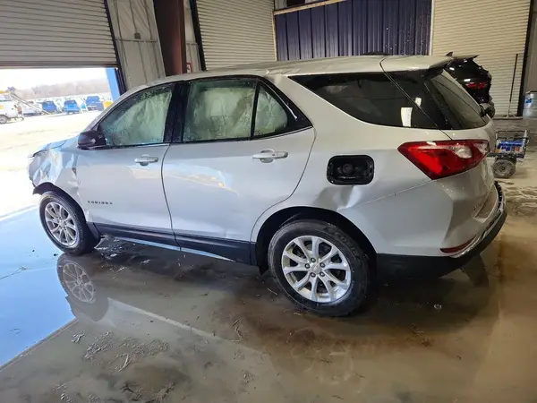 3GNAXREVXJS635799 2018 CHEVROLET EQUINOX - Image 2