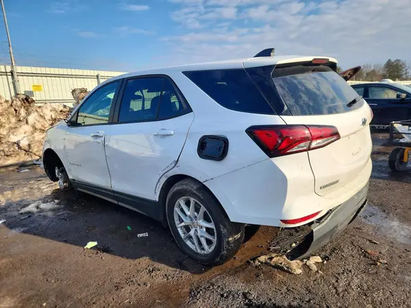 3GNAXSEG0RL192562 2024 CHEVROLET EQUINOX - Image 2