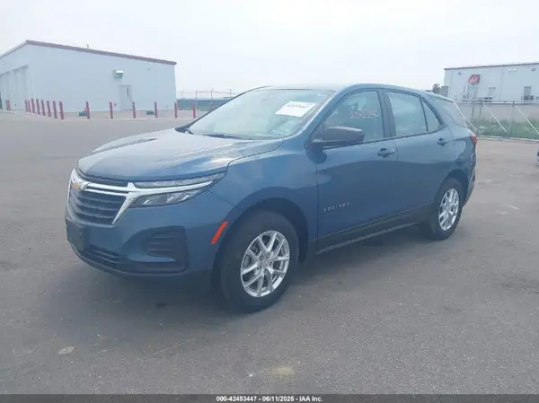 3GNAXSEG0RL288126 2024 CHEVROLET EQUINOX - Image 2