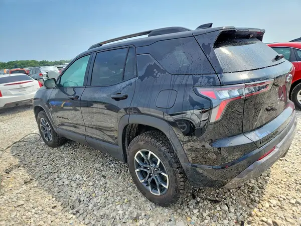 3GNAXSEG0TL332651 2026 CHEVROLET EQUINOX - Image 2