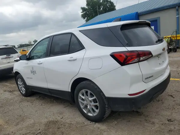 3GNAXSEG1RL257404 2024 CHEVROLET EQUINOX - Image 2