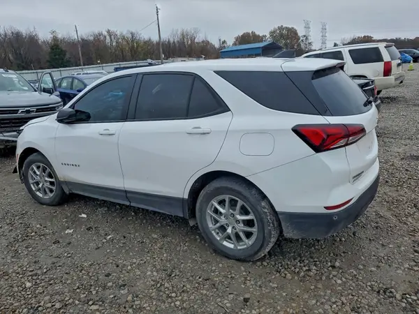 3GNAXSEG1RL324258 2024 CHEVROLET EQUINOX - Image 2