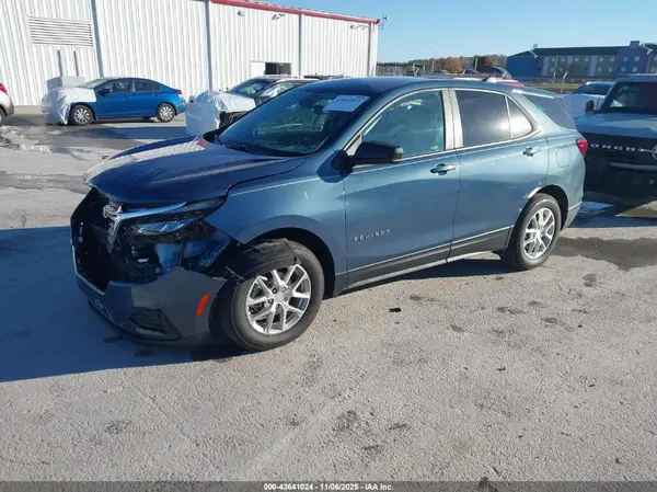 3GNAXSEG2RL219518 2024 CHEVROLET EQUINOX - Image 2