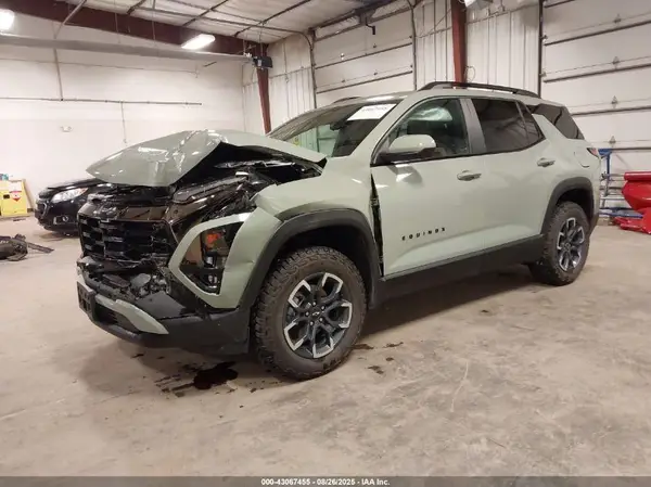 3GNAXSEG2SL254615 2025 CHEVROLET EQUINOX - Image 2