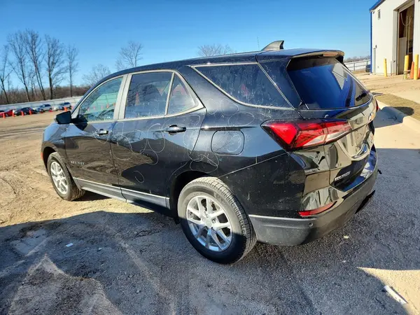 3GNAXSEG3RL157577 2024 CHEVROLET EQUINOX - Image 2
