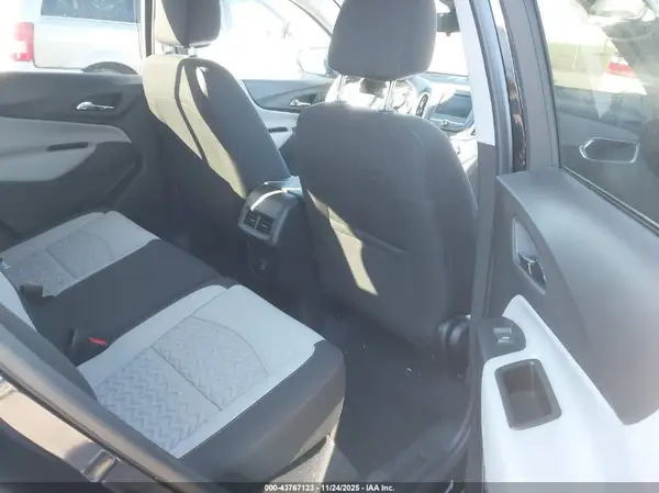 3GNAXSEG4RL176588 2024 CHEVROLET EQUINOX - Image 8