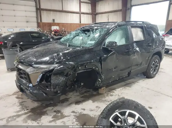 3GNAXSEG4SL327788 2025 CHEVROLET EQUINOX - Image 2
